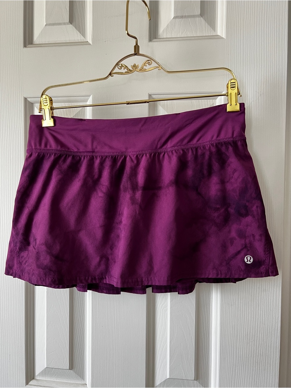 Lululemon Speed Skirt Purple Dewberry Spray Tie Dye Size 6 Built-in Shorts - Picture 5 of 10